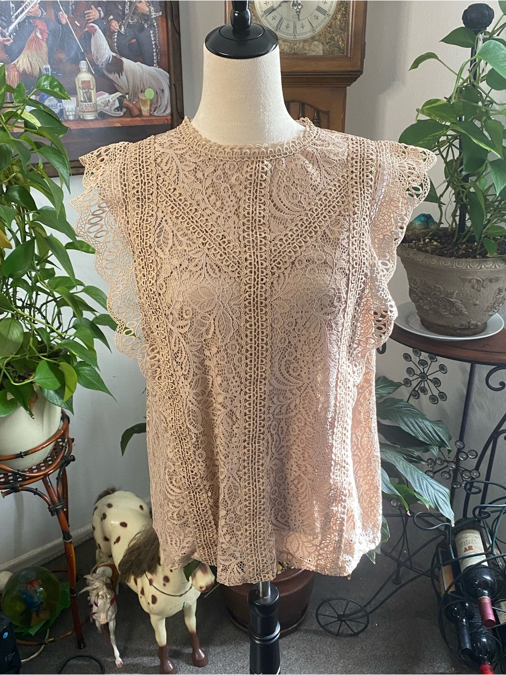 Cable & Gauge Creamy Beige Crochet Lace Flutter Sleeve Blouse